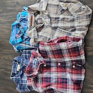 4 Men's L Plaid Long Sleeve Button Down Shirts